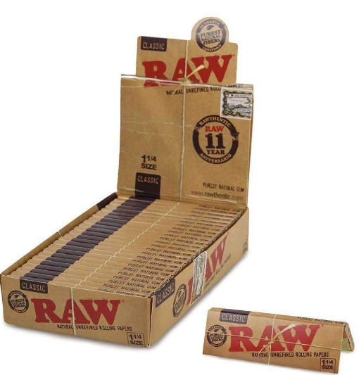 RAW CLASSIC 1 1/4 SIZE 24 PACKS PER BOX