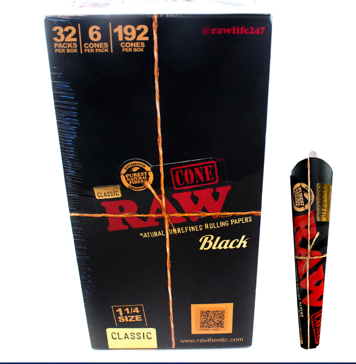 RAW CONE CLASSIC BLACK 1 1/4 32 PACKS PER BOX